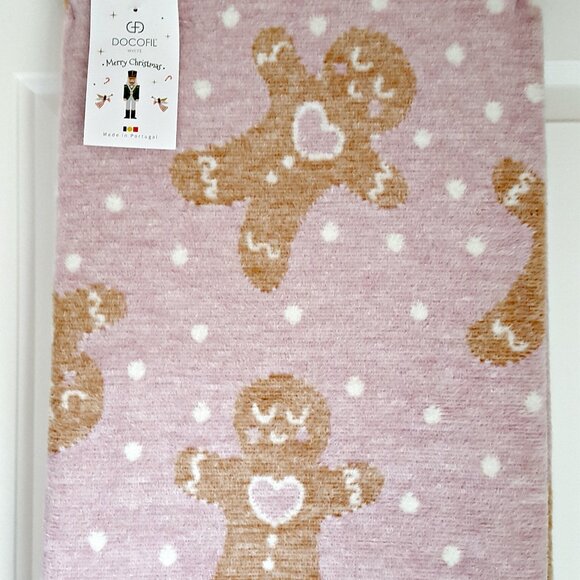 NEW! EXQUISITE Gingerbread HEARTS REVERSIBLE THROW BLANKET - Picture 2 of 6